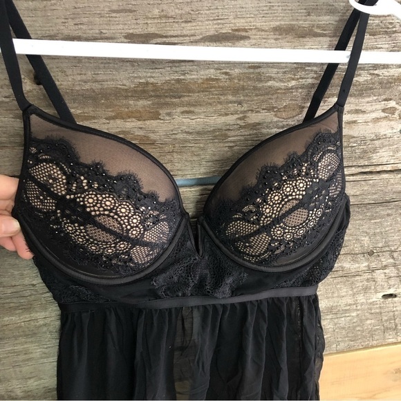 LA Senza Size Med Black/Nude Lace Lingerie - Picture 3 of 6